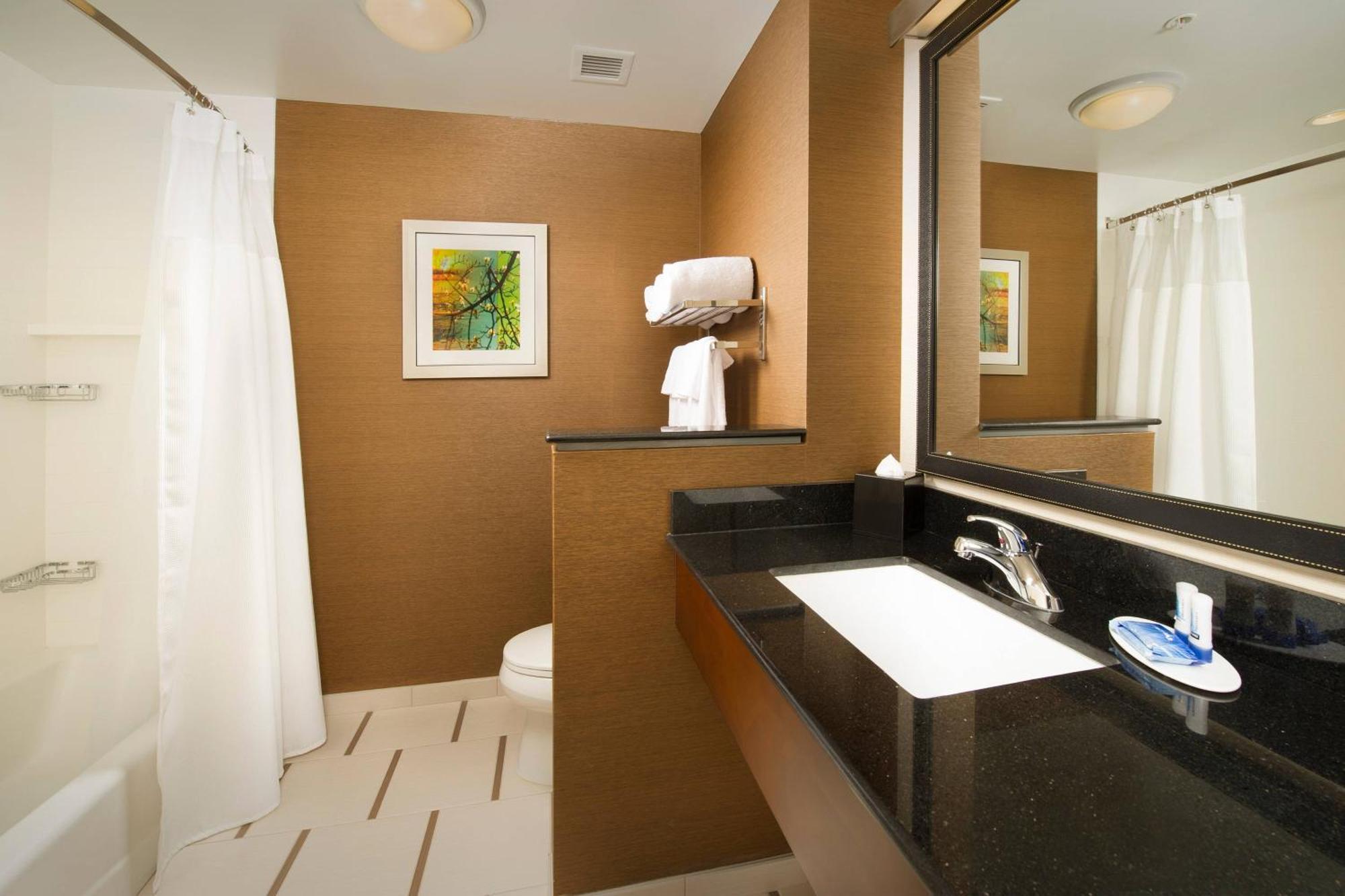 Fairfield Inn & Suites By Marriott Arundel Mills BWI Airport Hanover Exterior photo